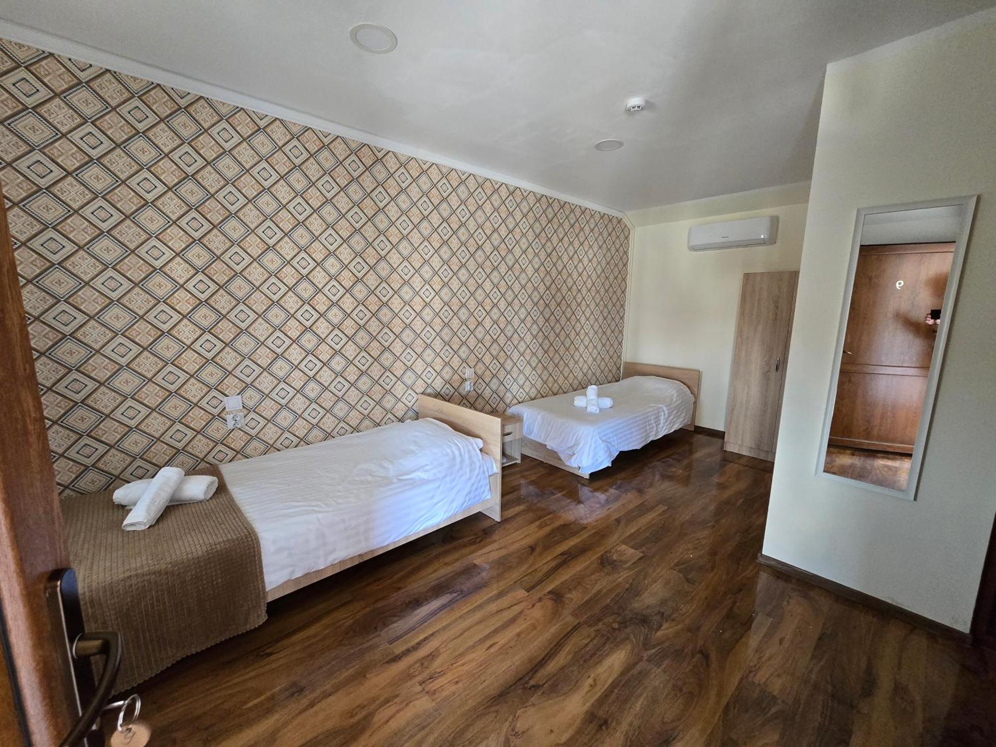 Pensiunea Hanul Huniazilor 3*