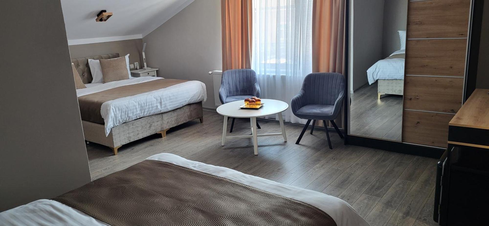 Hotel Pensiunea Hanul Huniazilor Hunedoara