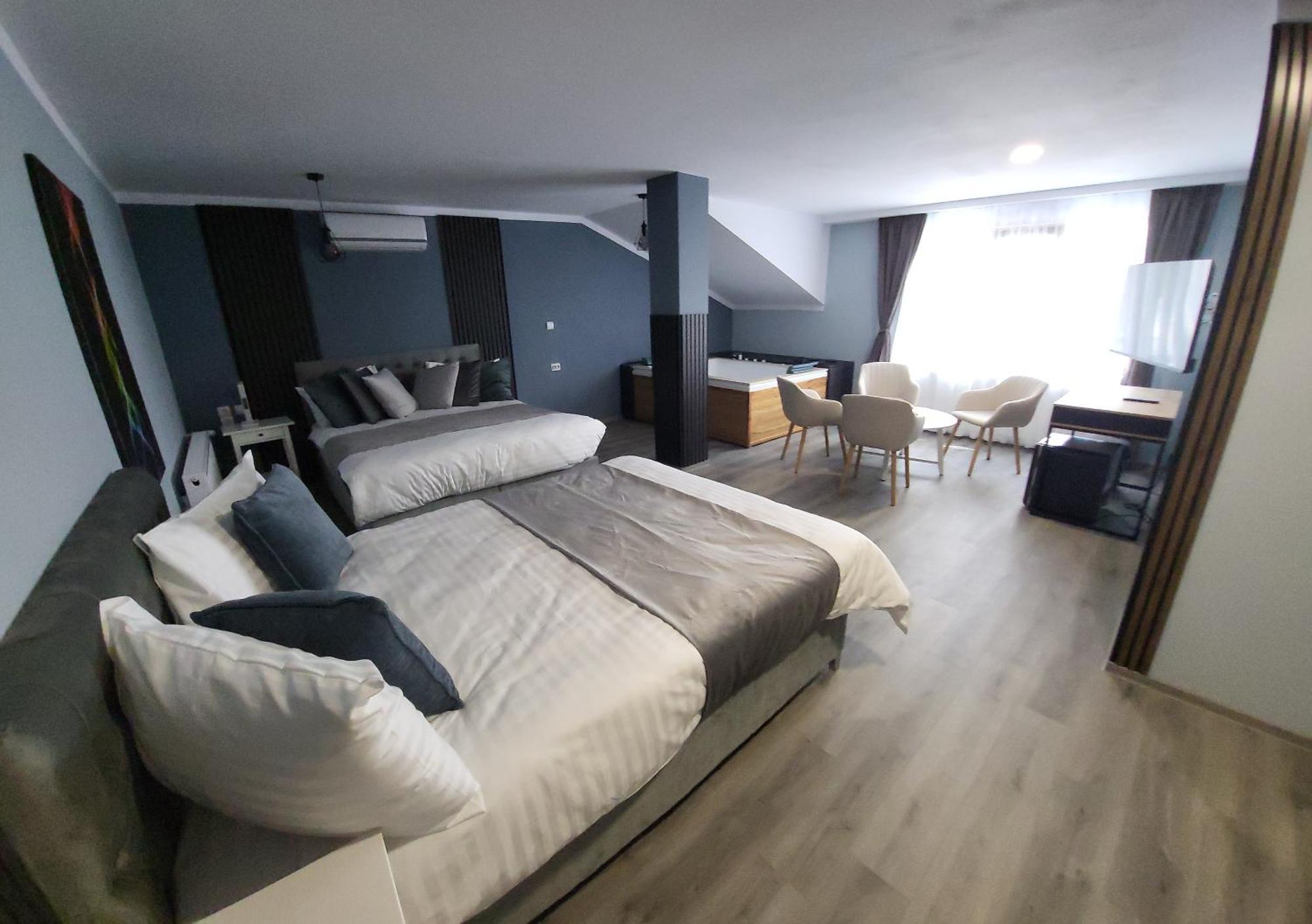 Pensiunea Hanul Huniazilor Hotel Hunedoara