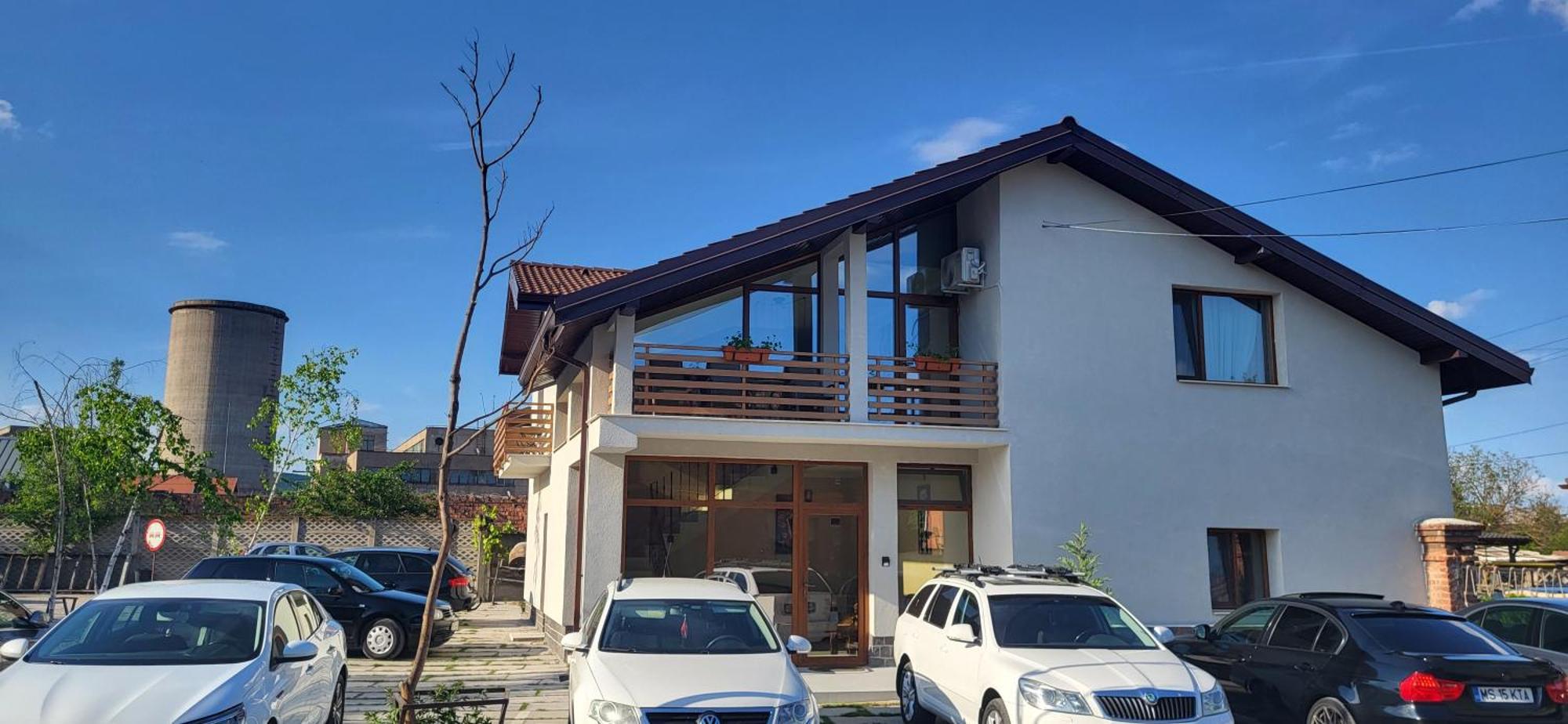 Pensiunea Hanul Huniazilor Hotel 3*